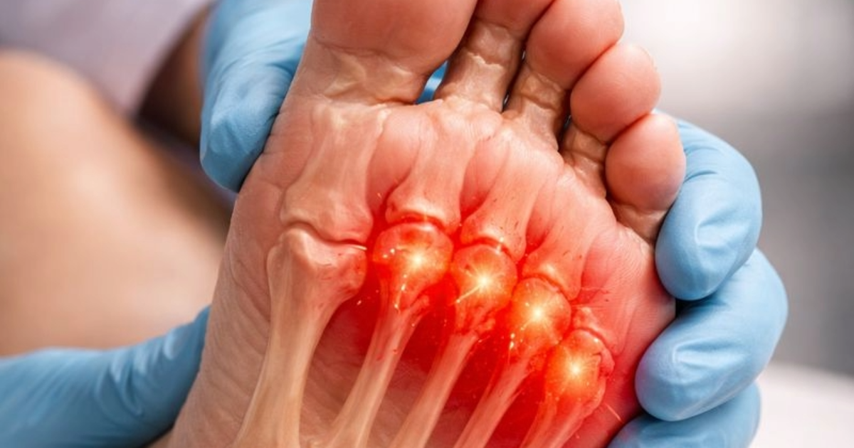 Medical illustration of a practitioner's gloved hands holding a bare foot with red glowing highlights on the metatarsal joints, representing metatarsalgia and ball of foot pain.